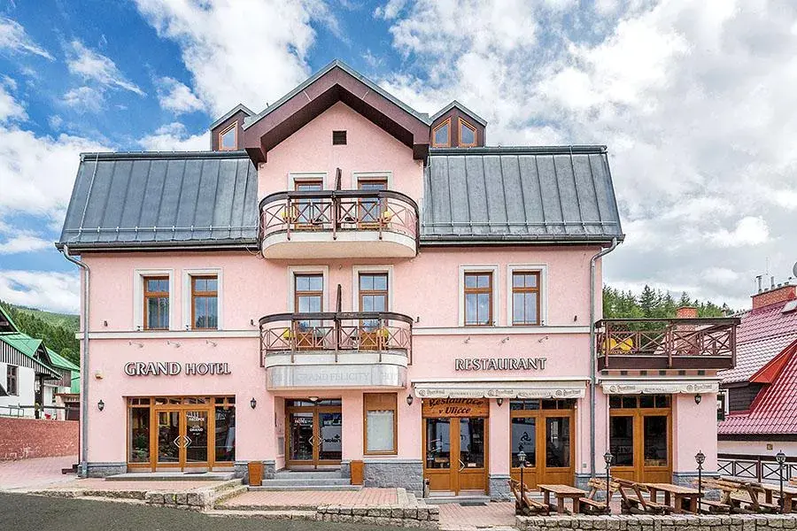Photo of Hotel Grand